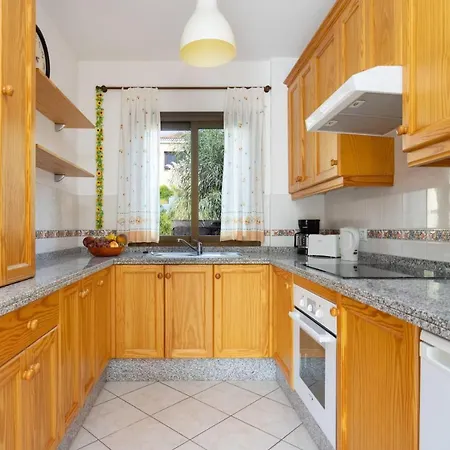 Fewo-atico-florasol-sehr-ruhig-direkt-am-naturschutzgebiet-mit-pool-2-terrassen-grill-parkplatz Appartement *